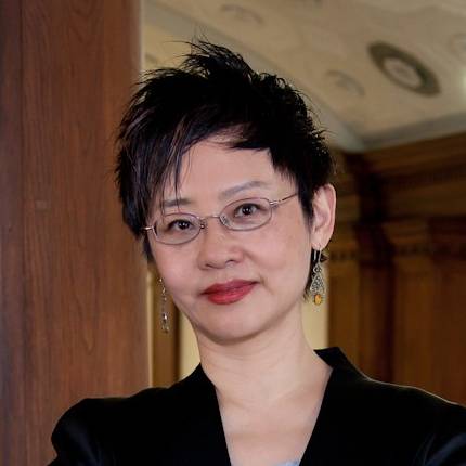 البروفيسور ليديا لو